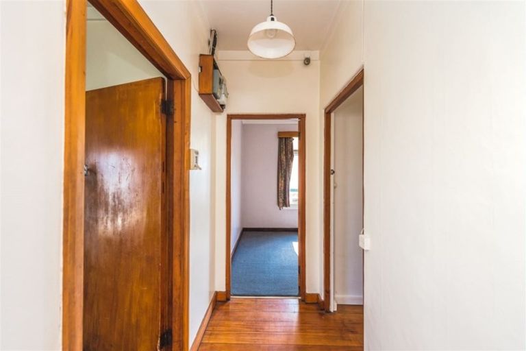 Photo of property in 38 Carlton Avenue, Gonville, Whanganui, 4500