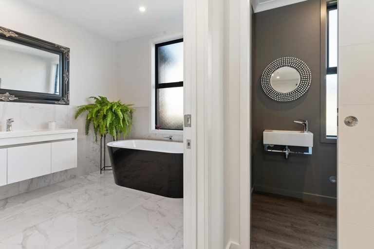 Photo of property in 3 Pukeko Way, Kinloch, Taupo, 3377