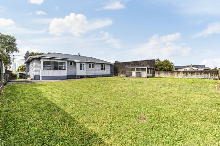 Photo of property in 1149 Devon Road, Bell Block, New Plymouth, 4373