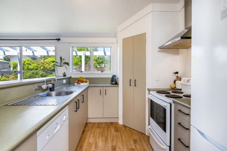 Photo of property in 64 Marshall Avenue, Richmond Heights, Taupo, 3330