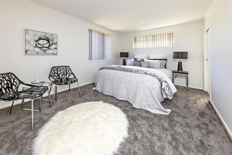 Photo of property in 9 Tapuwae Way, Mangere Bridge, Auckland, 2022