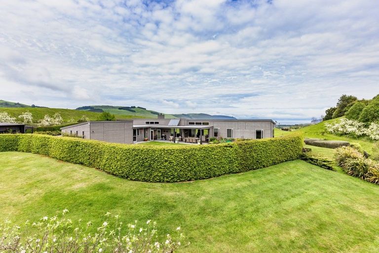 Photo of property in 37 Hepina Heights, Kinloch, Taupo, 3377