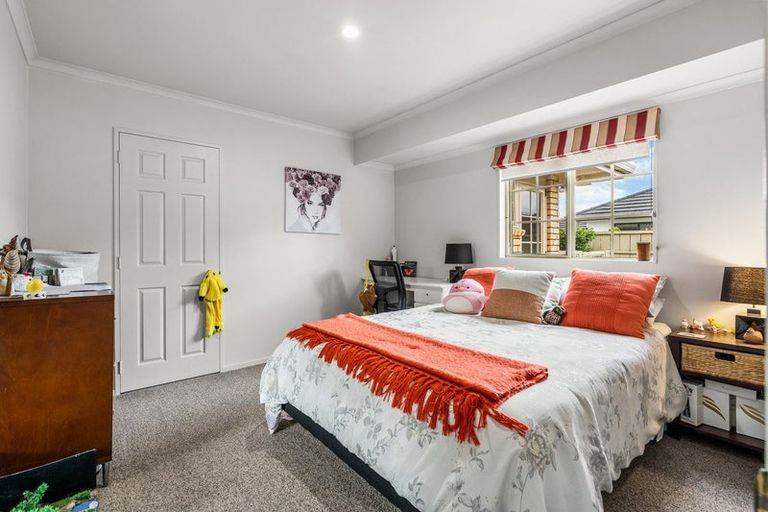 Photo of property in 14 Alba Place, Cambridge, 3434