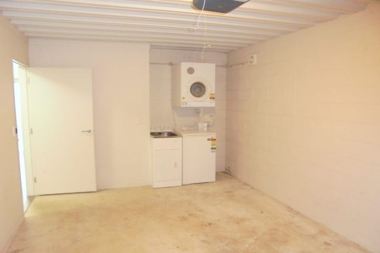 Photo of property in 114a Coromandel Street, Newtown, Wellington, 6021