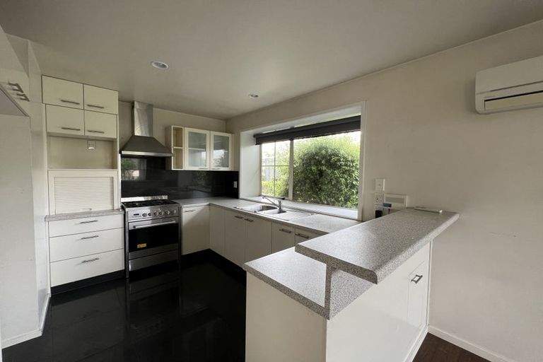 Photo of property in 1/52 Matipo Street, Riccarton, Christchurch, 8041