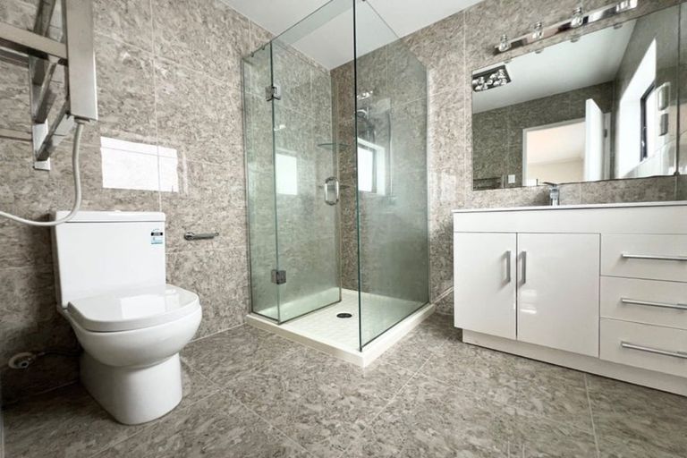 Photo of property in 99 Flat Bush School Road, Flat Bush, Auckland, 2019