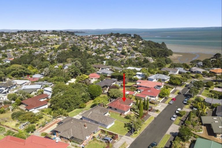 Photo of property in 14 Lynbrooke Avenue, Blockhouse Bay, Auckland, 0600