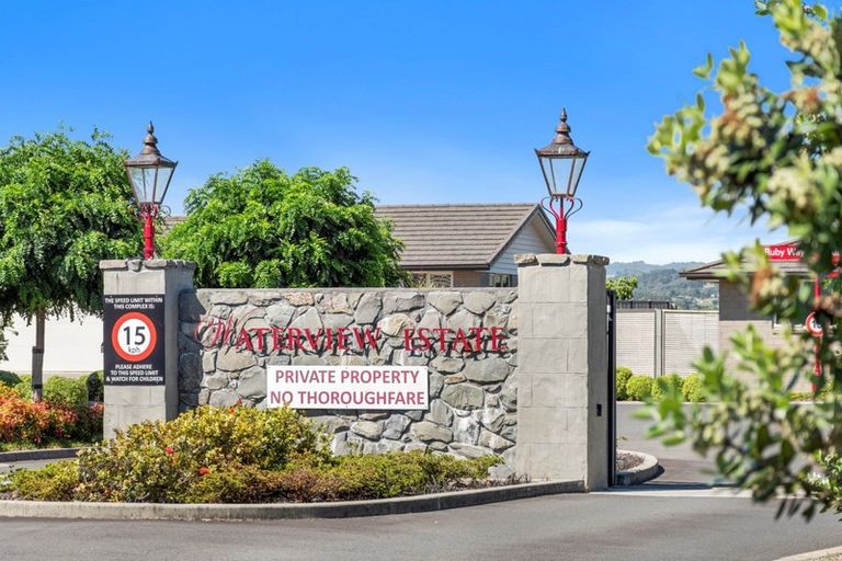 Photo of property in Waterview Estate, 86/4 Greystone Place, Omokoroa, 3114