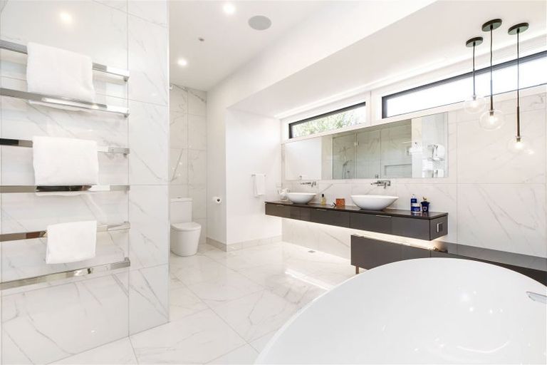 Photo of property in 14a Jacksons Road, Merivale, Christchurch, 8014