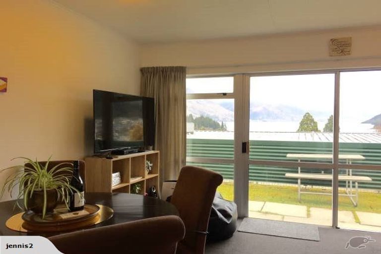 Photo of property in 75f Ballarat Street, Queenstown, 9300