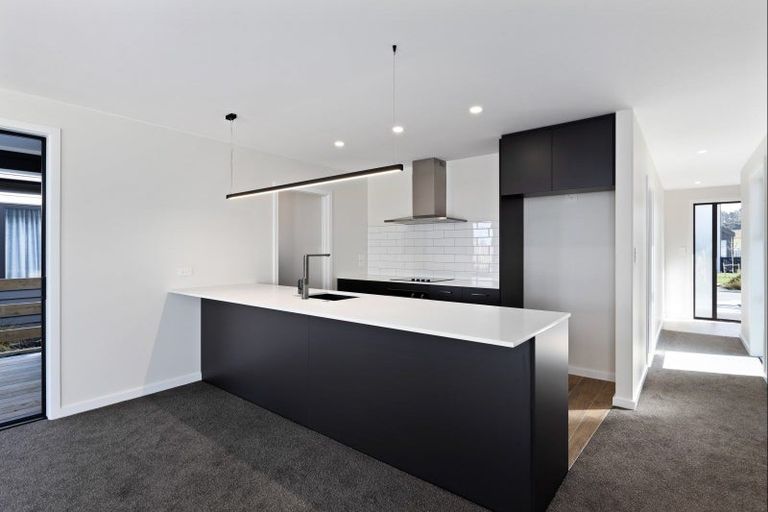 Photo of property in 58 Paparahi Place, Wainui, Silverdale, 0992