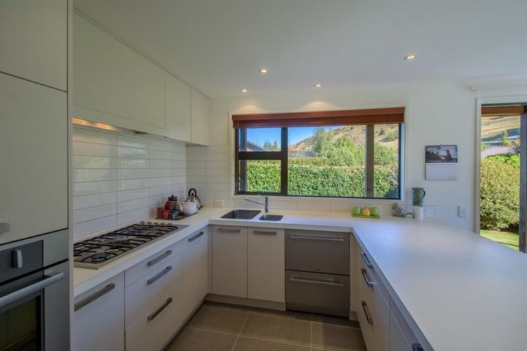 Photo of property in 6 Westwell Lane, Lower Shotover, Queenstown, 9371