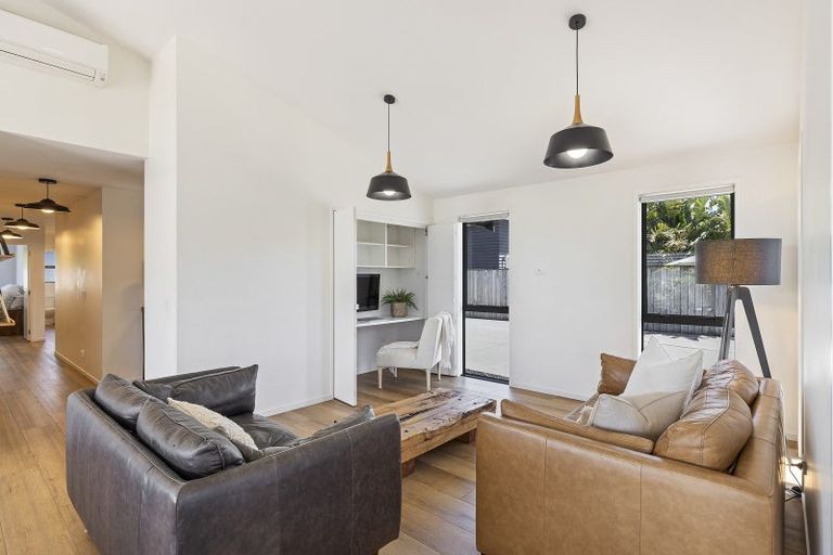 Photo of property in 22 Keene Drive, Bell Block, New Plymouth, 4312