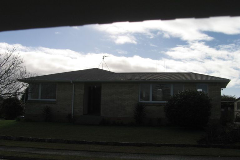 Photo of property in 1 Aspiring Crescent, Chartwell, Hamilton, 3210