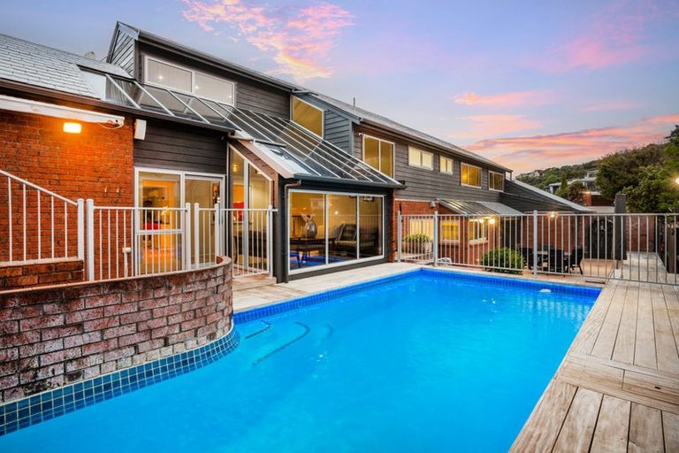 Photo of property in 170 Paremata Road, Paremata, Porirua, 5024