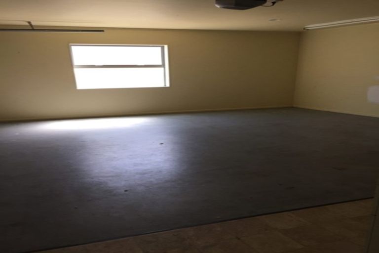 Photo of property in 45 Waterstone Avenue, Paraparaumu, 5032