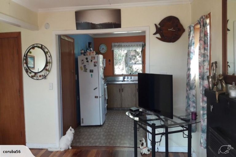 Photo of property in 6 Cargill Street, Owaka, 9535