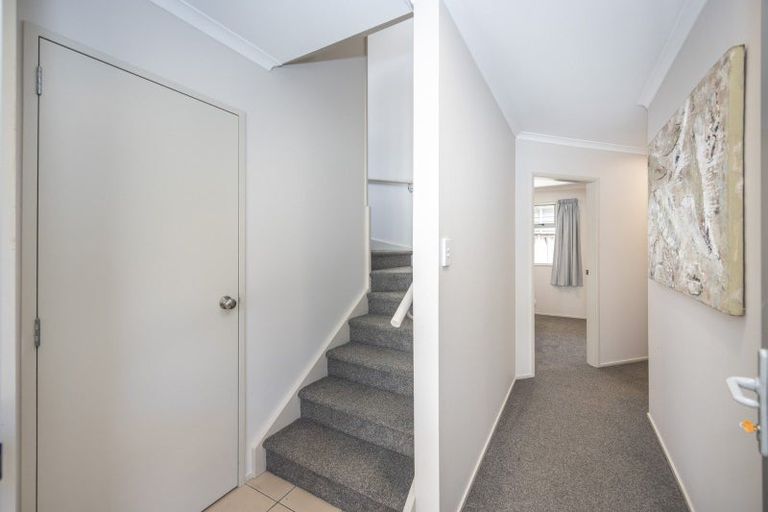 Photo of property in 2/9 Beatty Street, Melville, Hamilton, 3206