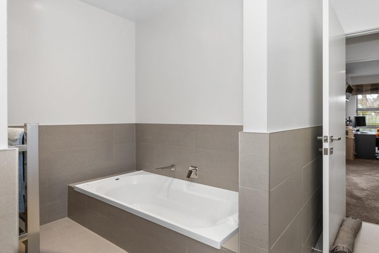 Photo of property in 10 Hanna Street, Te Aroha, 3320