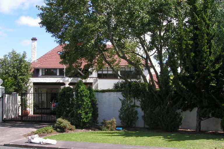 Photo of property in 20 Clifton Road, Hauraki, Auckland, 0622