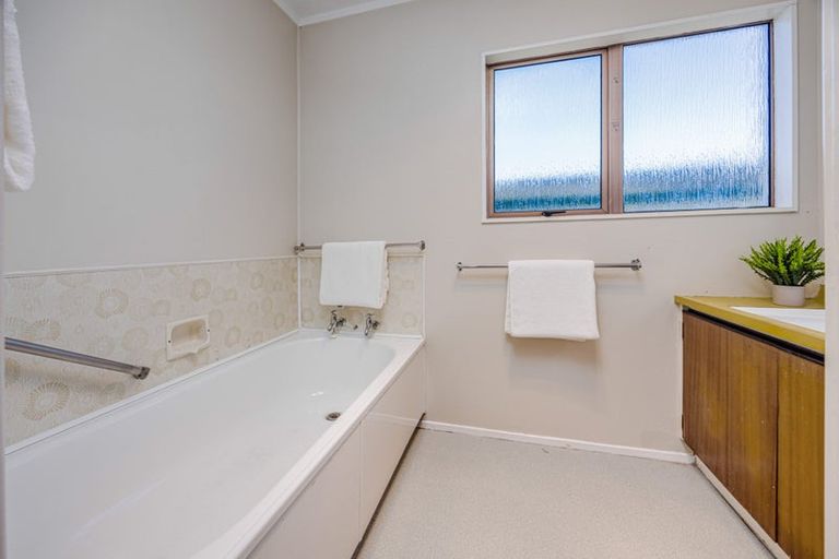 Photo of property in 3/16 Settlement Road, Papakura, 2110