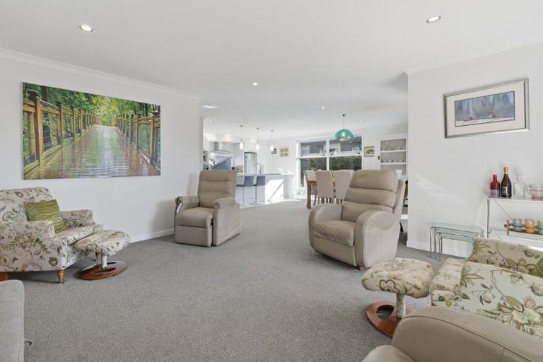 Photo of property in 9 Rotomanu Place, Pyes Pa, Tauranga, 3112