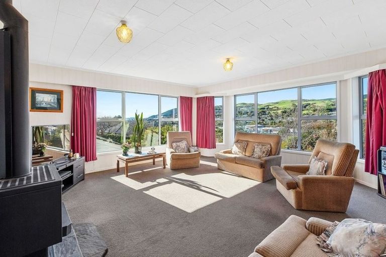 Photo of property in 9 Mckeefry Grove, Tawa, Wellington, 5028