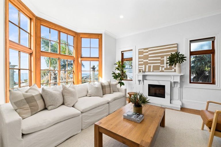 Photo of property in 26 Thompson Road, Bluff Hill, Napier, 4110