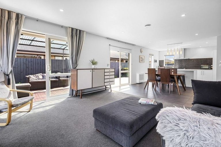 Photo of property in 3 Elba Crescent, Halswell, Christchurch, 8025