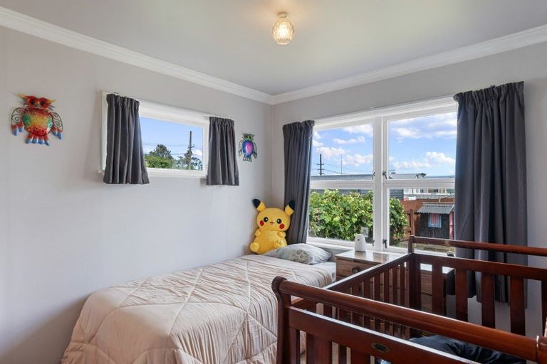 Photo of property in 18 Rata Street, Levin, 5510