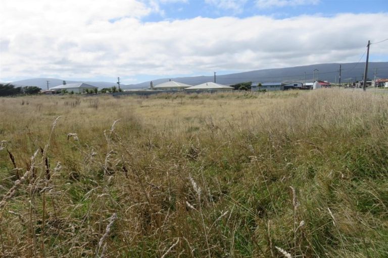 Photo of property in 24 Surrey Street, Orepuki, Riverton, 9881