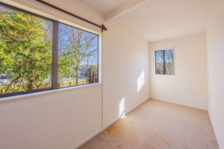 Photo of property in 1 Kitchener Street, Waipukurau, 4200