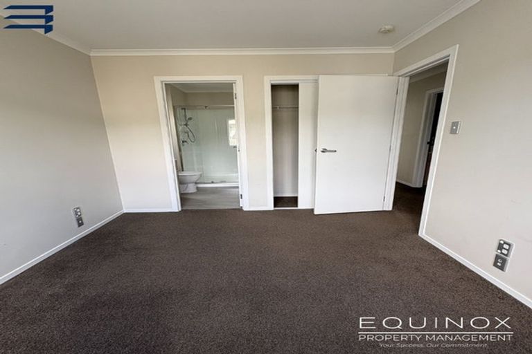 Photo of property in 7 Panakenake Way, Flat Bush, Auckland, 2019