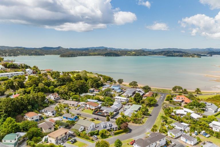 Photo of property in 6 Mako Lane, Paihia, 0200