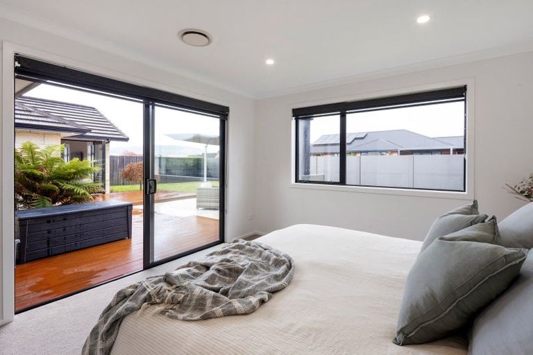 Photo of property in 34 Mike Smith Drive, Cambridge, 3434