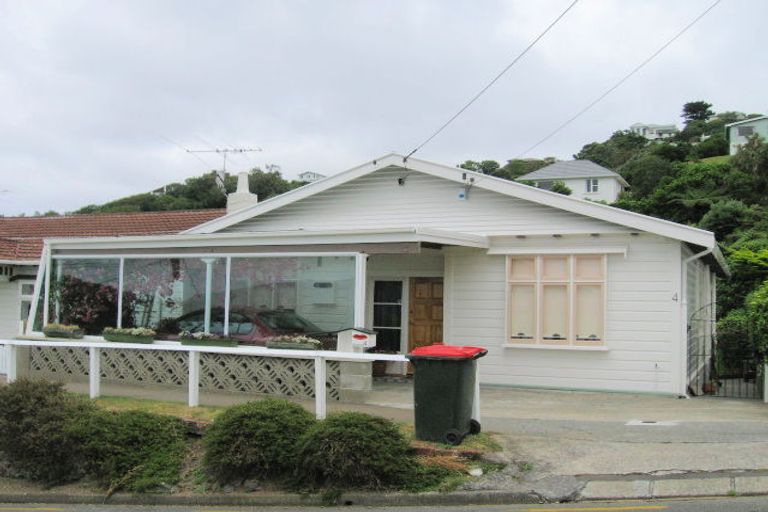 Photo of property in 4 Moffitt Street, Vogeltown, Wellington, 6021
