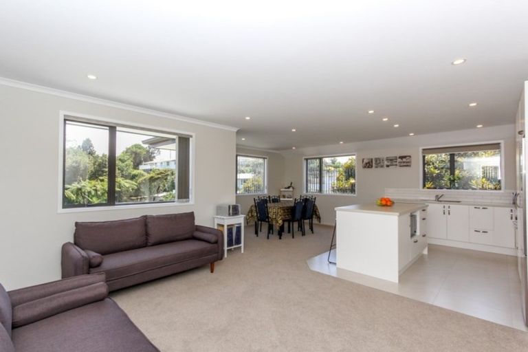 Photo of property in 48 Magnolia Drive, Westown, New Plymouth, 4310