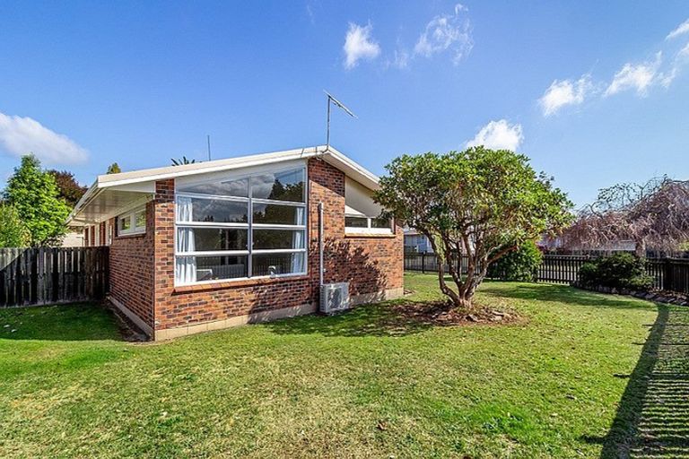 Photo of property in 1 Barron Crescent, Fenton Park, Rotorua, 3010