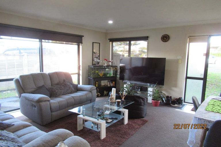 Photo of property in 189 Sturges Road, Henderson, Auckland, 0612