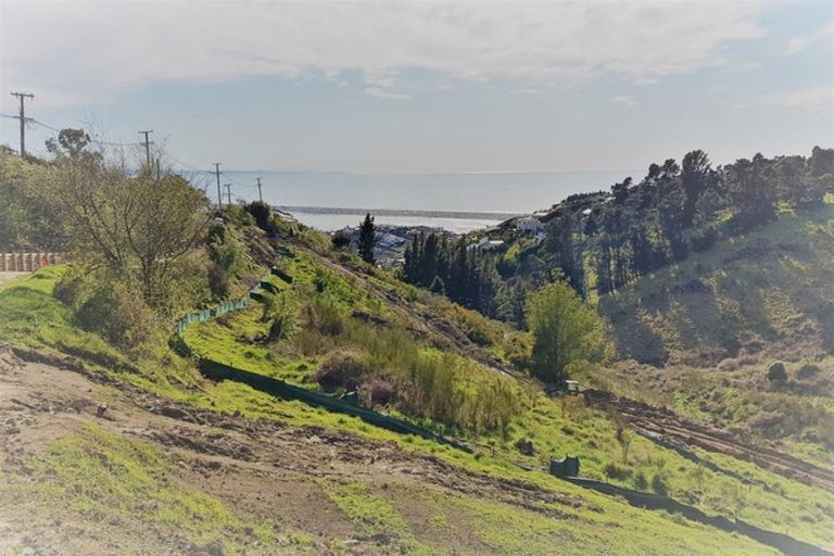 Photo of property in 279 Mount Pleasant Road, Mount Pleasant, Christchurch, 8081