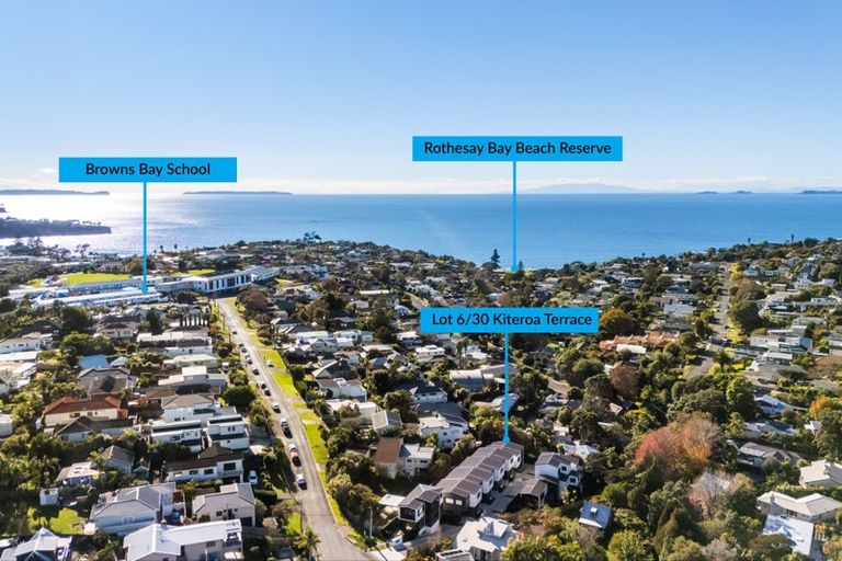 Photo of property in 6/30 Kiteroa Terrace, Rothesay Bay, Auckland, 0630