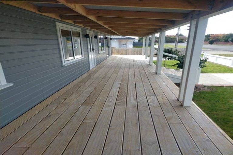 Photo of property in 8 Augustus Street, Carterton, 5713