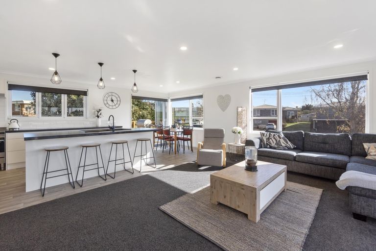 Photo of property in 13 Moana Place, Morrinsville, 3300