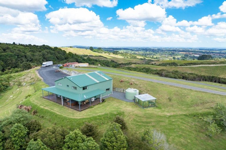 Photo of property in 490 Ararimu Road, Ramarama, Drury, 2579