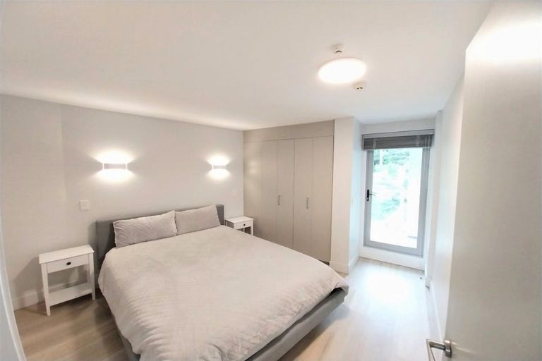 Photo of property in The Capital, 20/370 Oriental Parade, Oriental Bay, Wellington, 6011