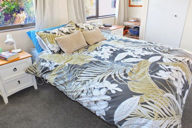 Photo of property in 22 Shortt Street, Foxton Beach, Foxton, 4815