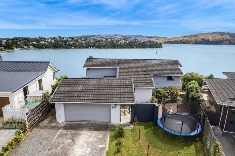 Photo of property in 35 Bosun Terrace, Whitby, Porirua, 5024
