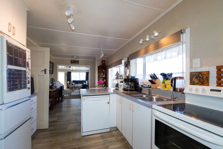 Photo of property in 22 White Street, Taradale, Napier, 4112