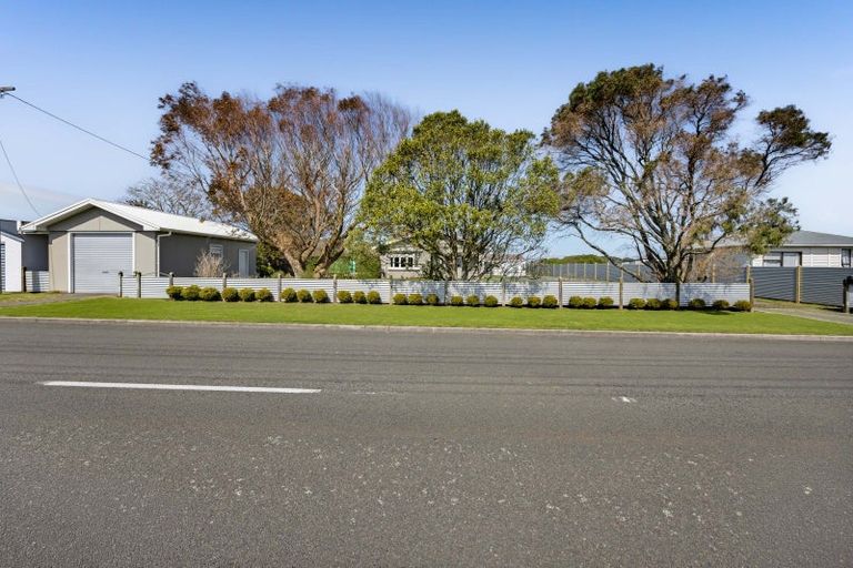 Photo of property in 107-109 Ihaia Road, Opunake, 4616