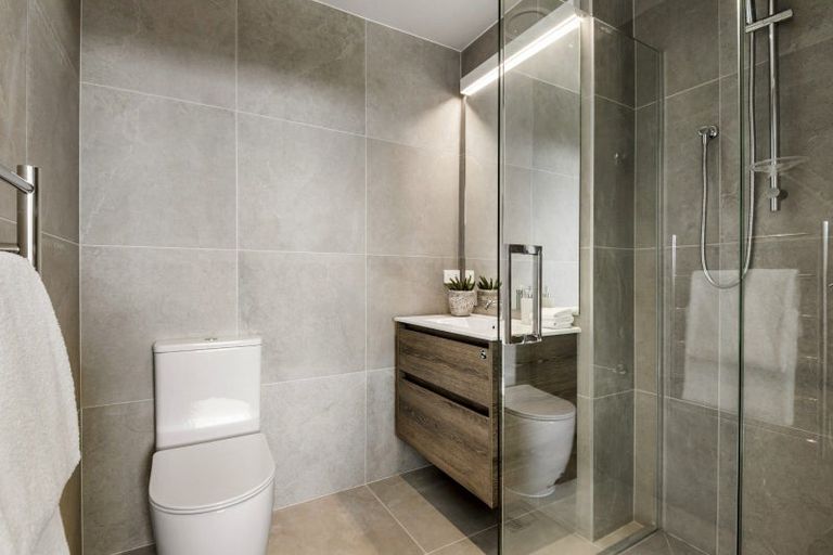 Photo of property in 11b Windlass Street, Long Bay, Auckland, 0630